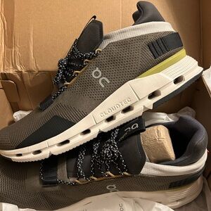 Men’s 12 On Cloudnova Ivy/Eclipse